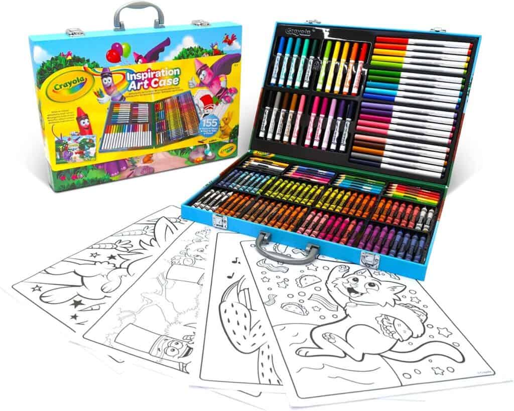 independent play Crayola Art Case
